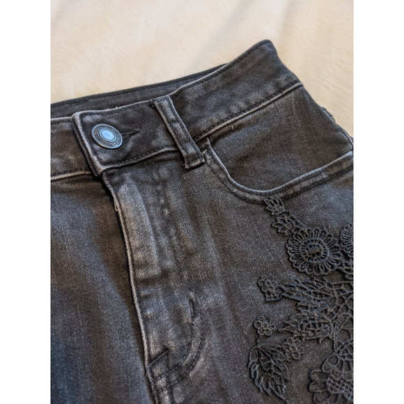 3/$20! AE Super Super Stretch Denim Lace Shorts - Picture 3 of 14